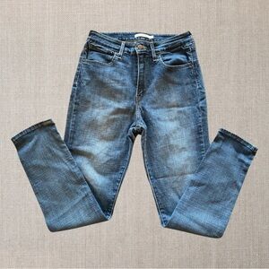 LEVI’S 721 Women’s Skinny Jeans